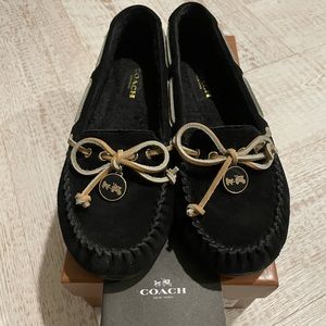 🌟Coach🌟suede loafers - size 7.5